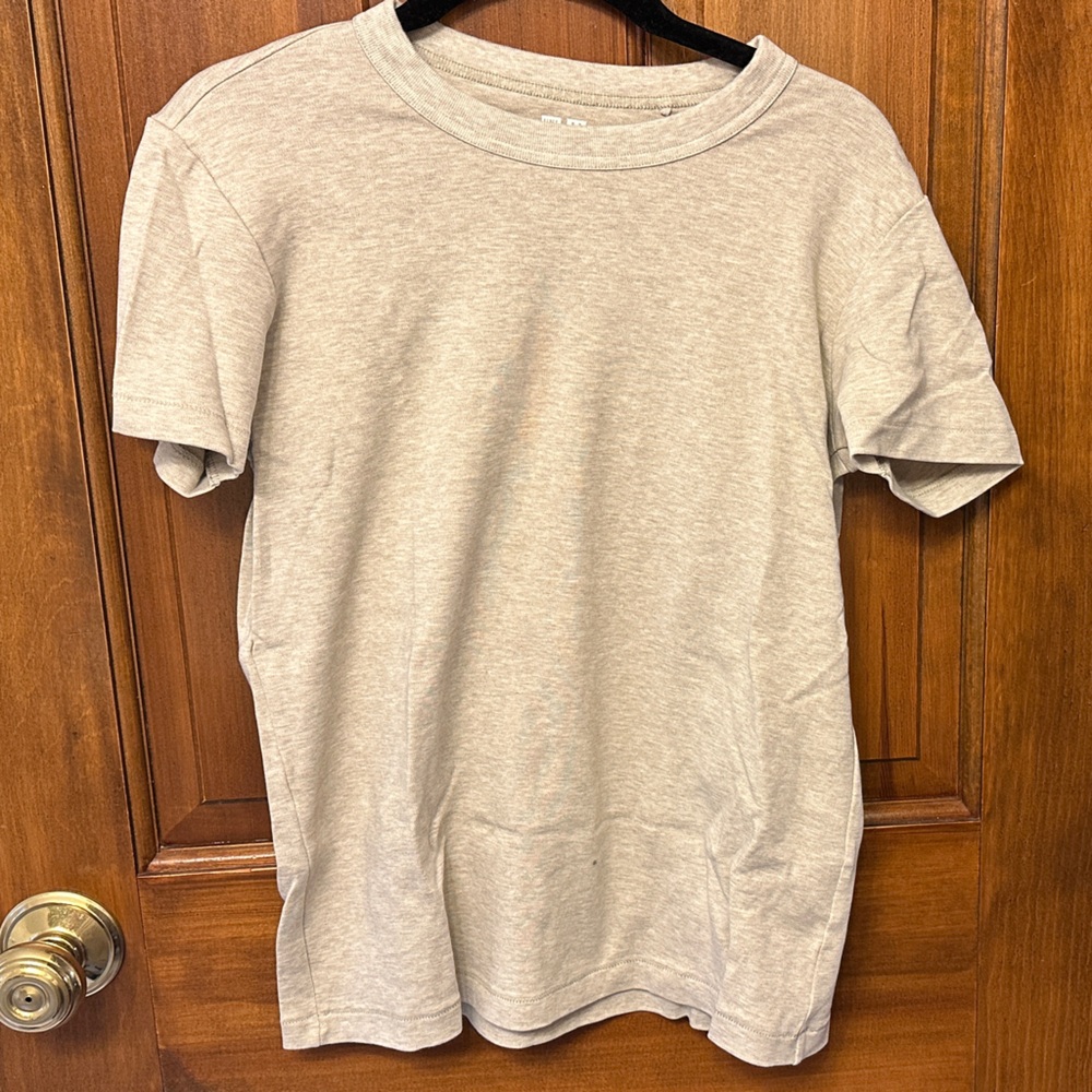 Uniqlo U Crew Tee Women’s Size Small